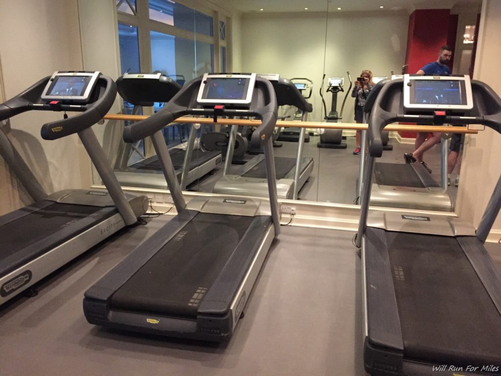 tread treadmills in a gym
