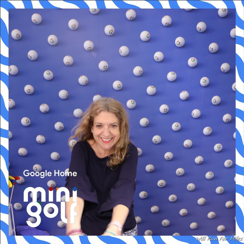 #HeyGoogle! Photo booth selfie at the Mini Golf Pop-up in NYC!