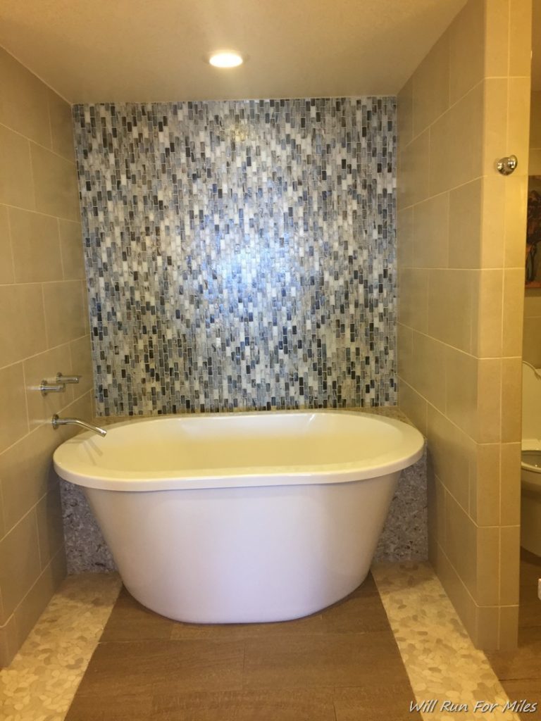 a bathtub in a bathroom