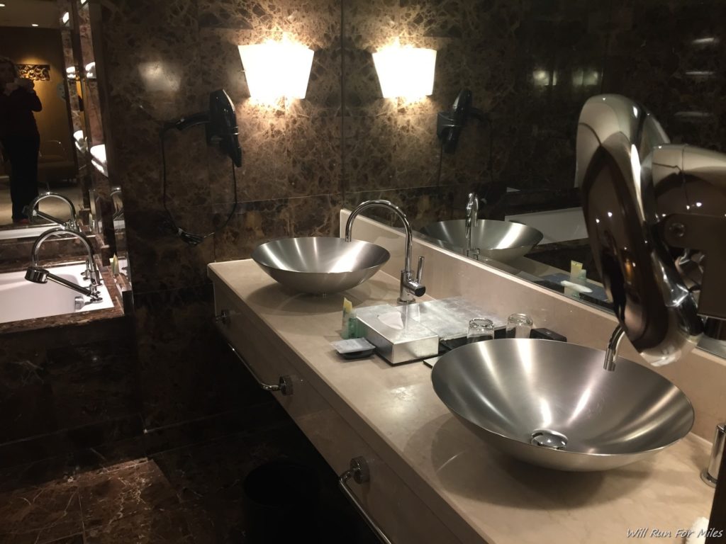 a bathroom with two sinks