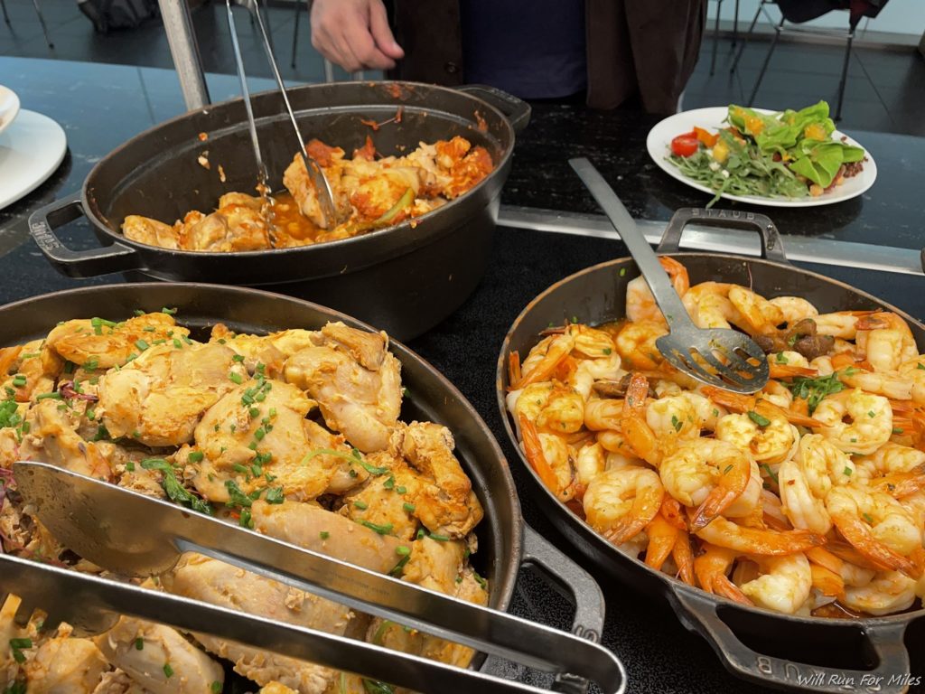 a group of bowls of food