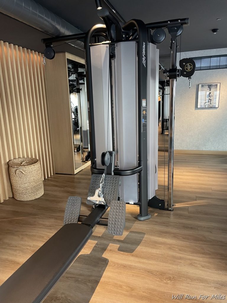a gym machine in a room